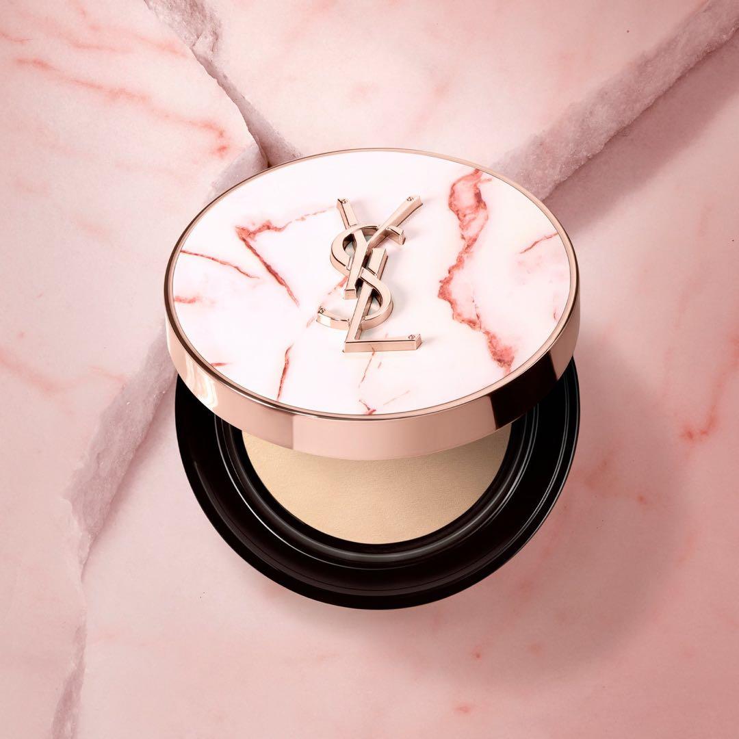 新品未使用YSLクッションファンデーション限定デザインFREETODESIRE