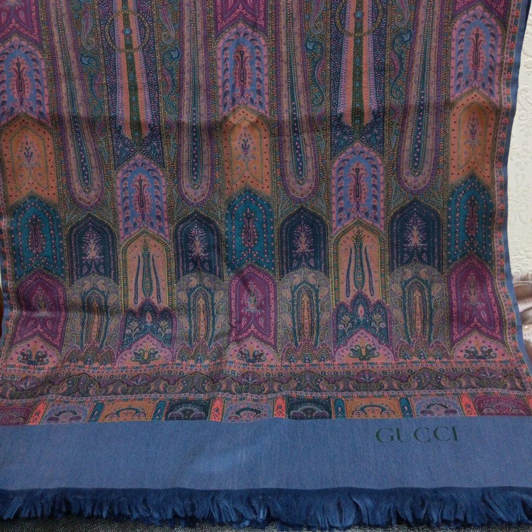 ココ！グッチ　ペーズリー大判ストール紺色 リバーシブル