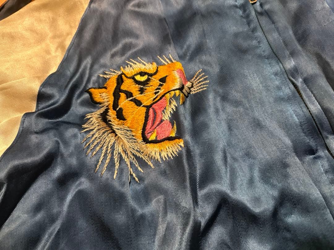 p*も様 ヴィンテージ　スカジャン 虎刺繍 60s 今月まで