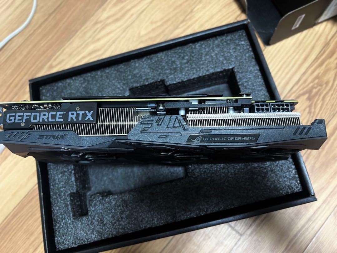 グラフィックボード・グラボ・ビデオカード ASUS ROG STRIX RTX 2070 OC 8GB