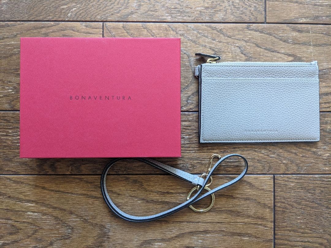 ボナベンチュラ　BONAVENTURA ストラップ付き　ジップカードホルダー
