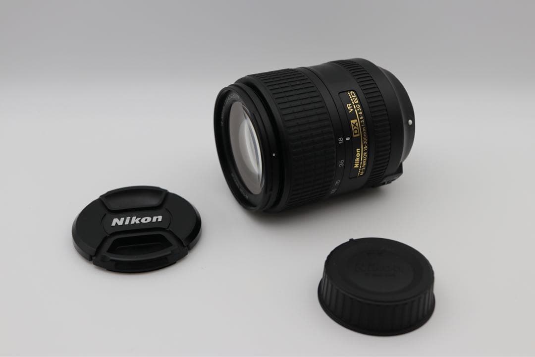 ☆美品【NIKON】AF-S NIKKOR 18-300mm F3.5-6.3
