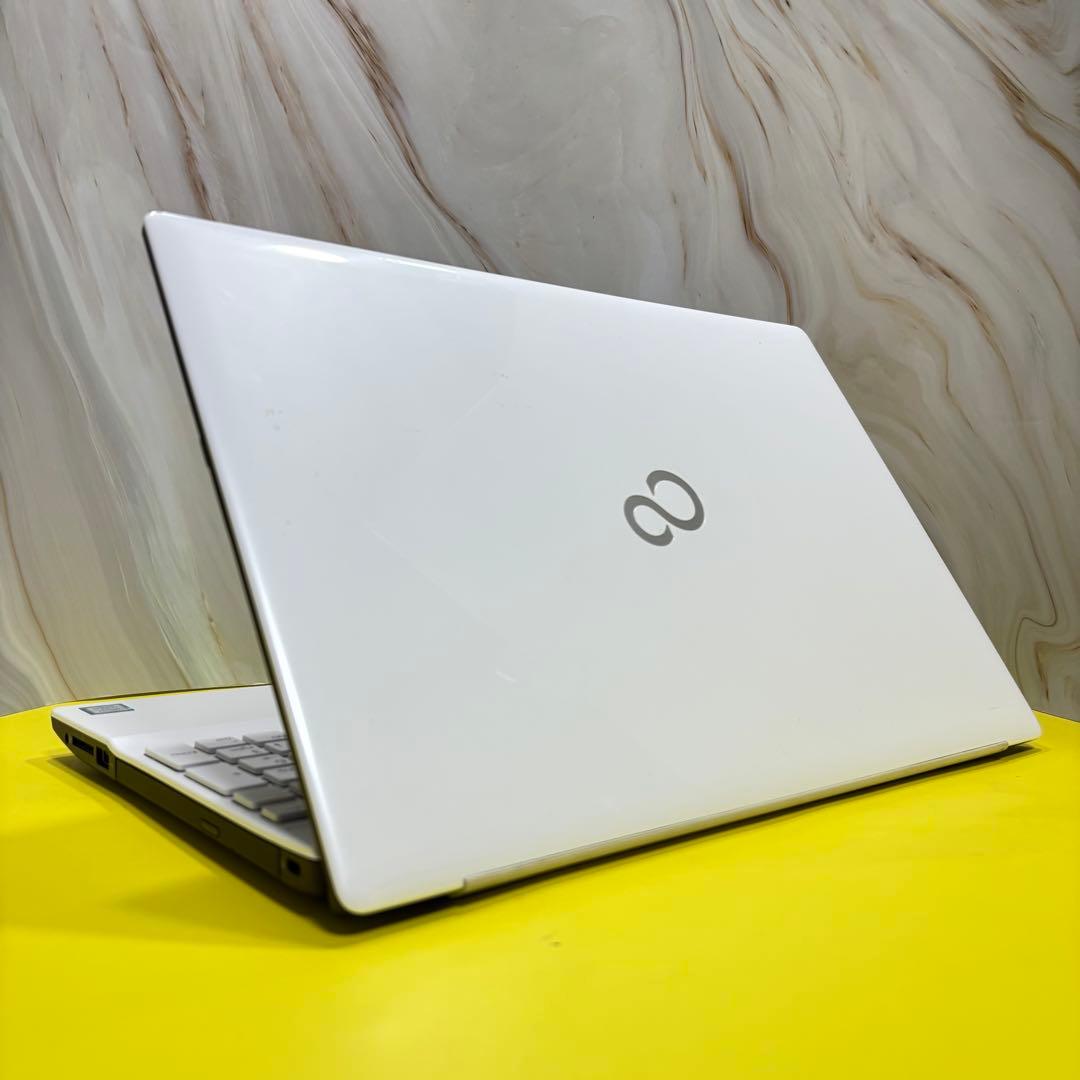 【第8世代Core i7】/WEBカメラ有/OS無/パーツ取り/ジャンク扱い