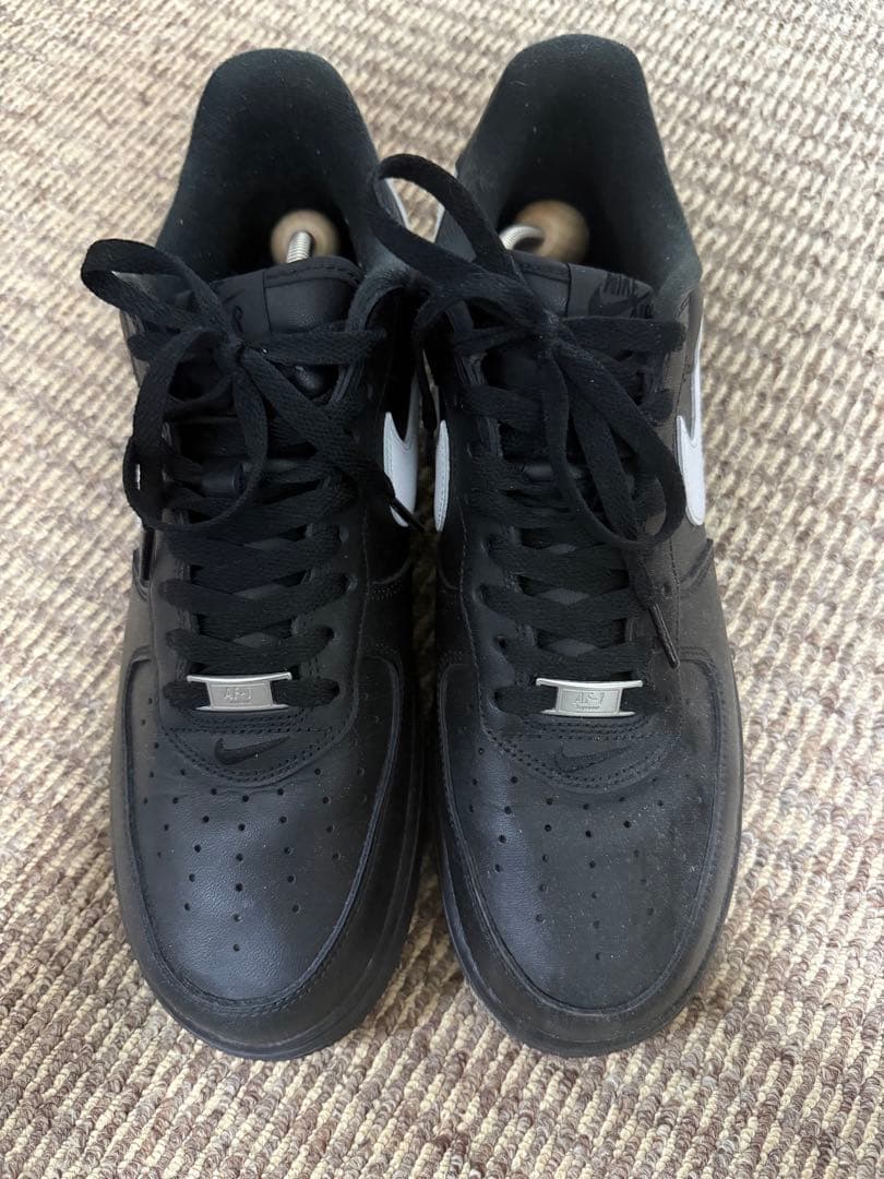Nike Air Force 1 Supreme ブラック/ホワイト 28cm