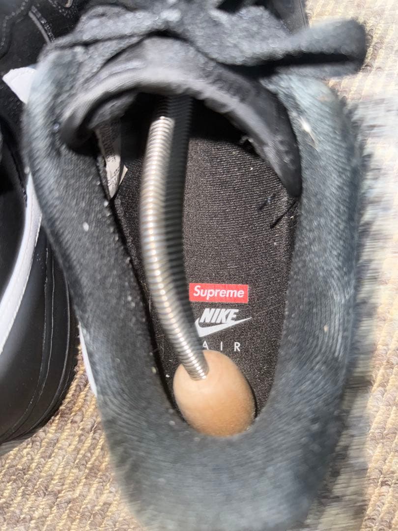 Nike Air Force 1 Supreme ブラック/ホワイト 28cm