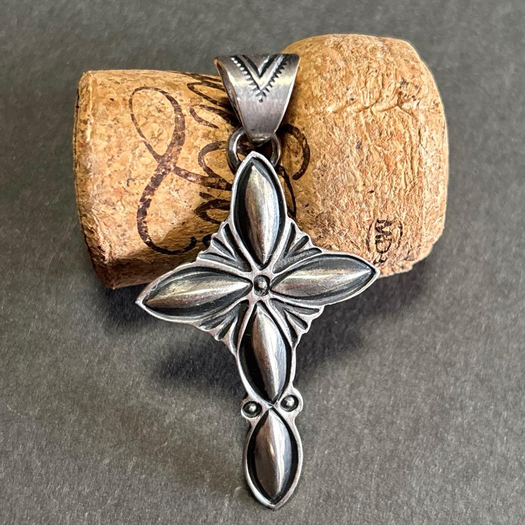 ナバホ　インディアンジュエリー　シルバー　ペンダント　navajo