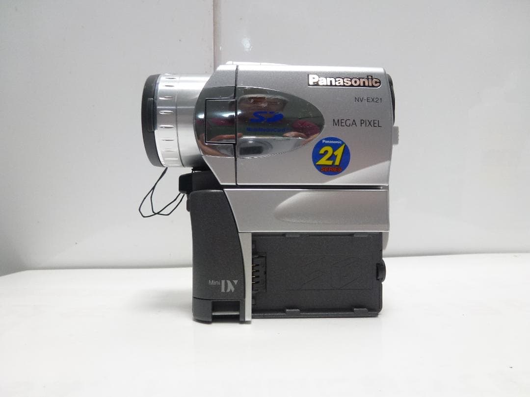 動作品　大人気　MiniDV　パナソニック　Panasonic NV-EX21