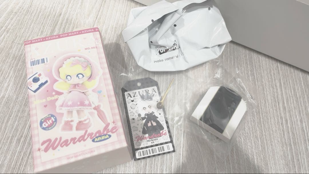 POPMART AZURA ワードローブ シークレット The Queen