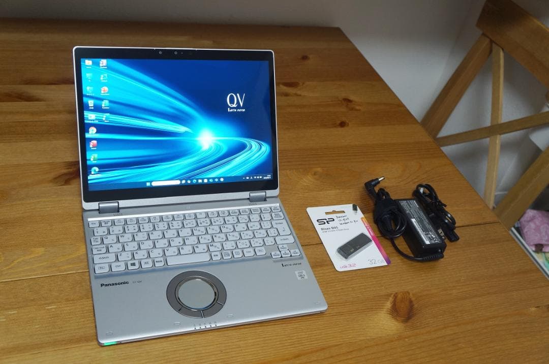 Windowsノート本体 Let's note CF-QV9 i5 8G 256GB LTE Office
