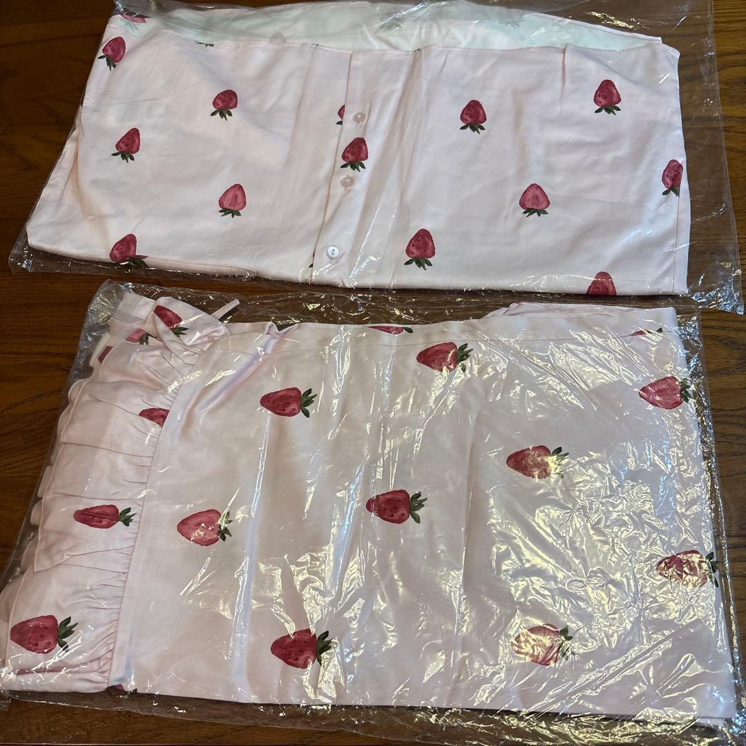 ジェラートピケ　ストロベリー柄　ツイルシャツ　パンツ　上下セット