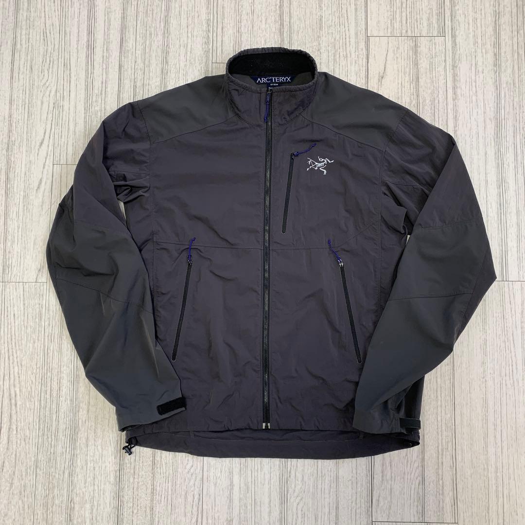 アークテリクス　ガンマSLハイブリッド　Mサイズ　ダークグレー