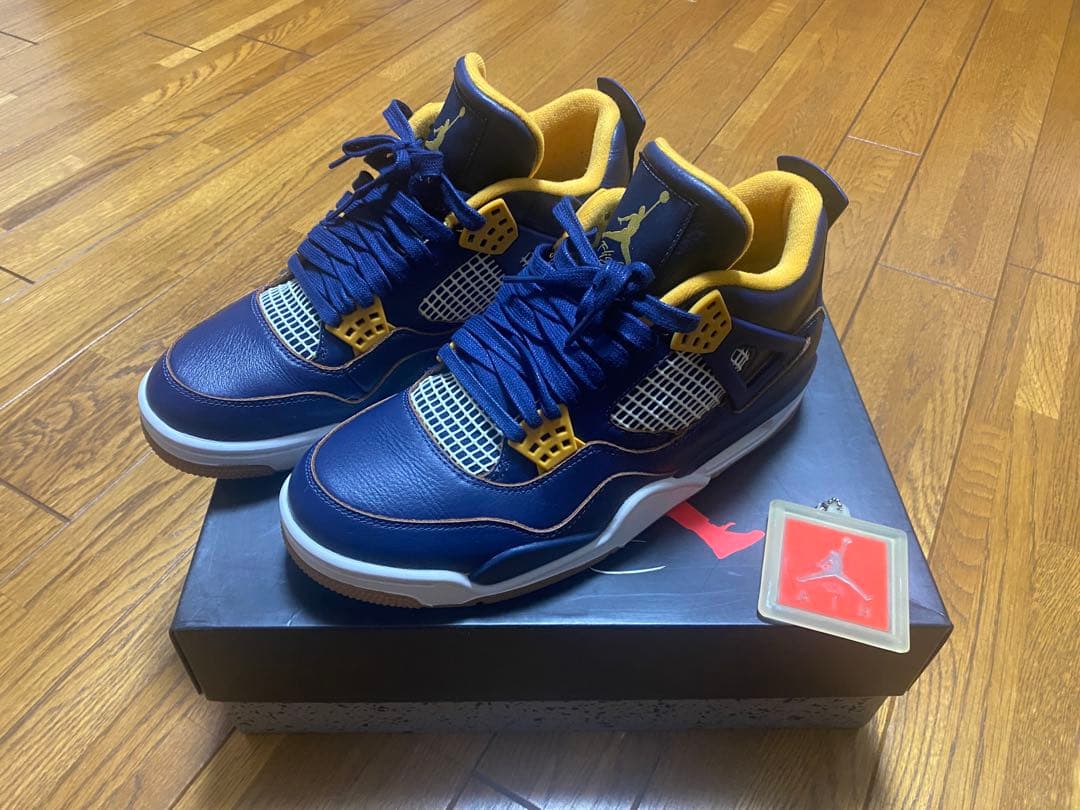 Air Jordan 4 ネイビー/イエロー