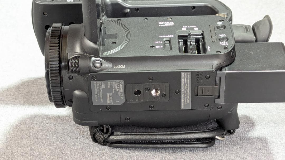 ★フル装備★CANON XA20★ハンドル付★ワンオーナー品