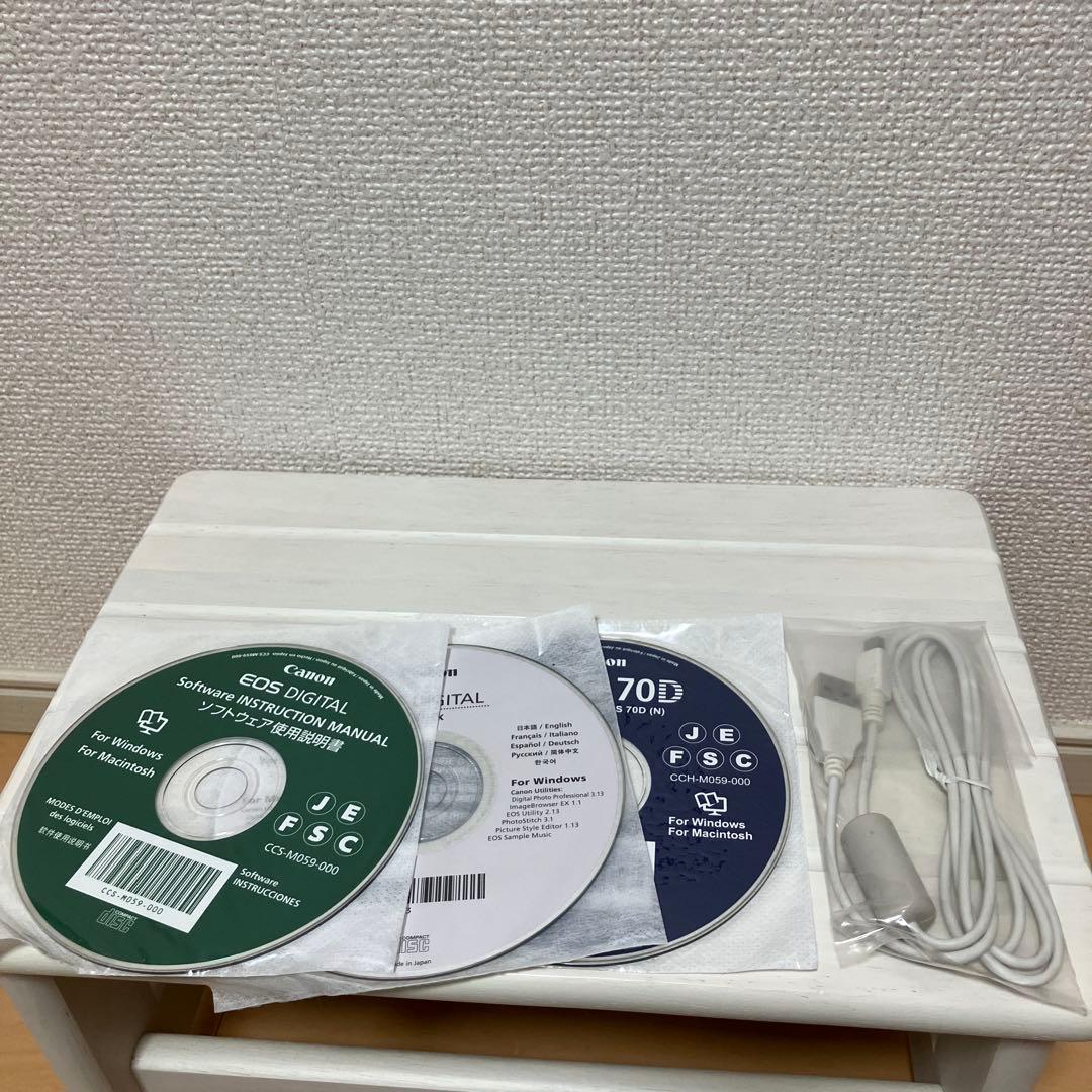 【箱有美品】Canon EOS 70D本体＋18-135㎜レンズセット他