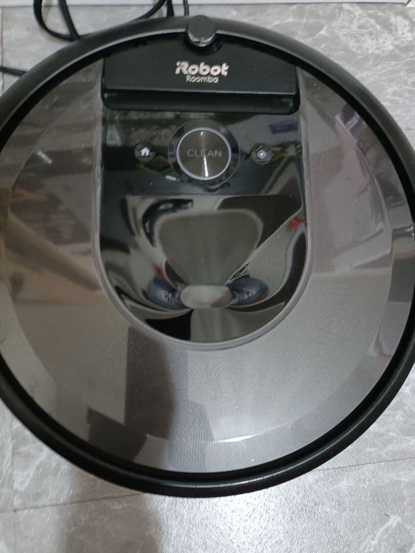 U*2様 iRobot Roomba i7 ルンバ ロボット掃除機本体　　充電器