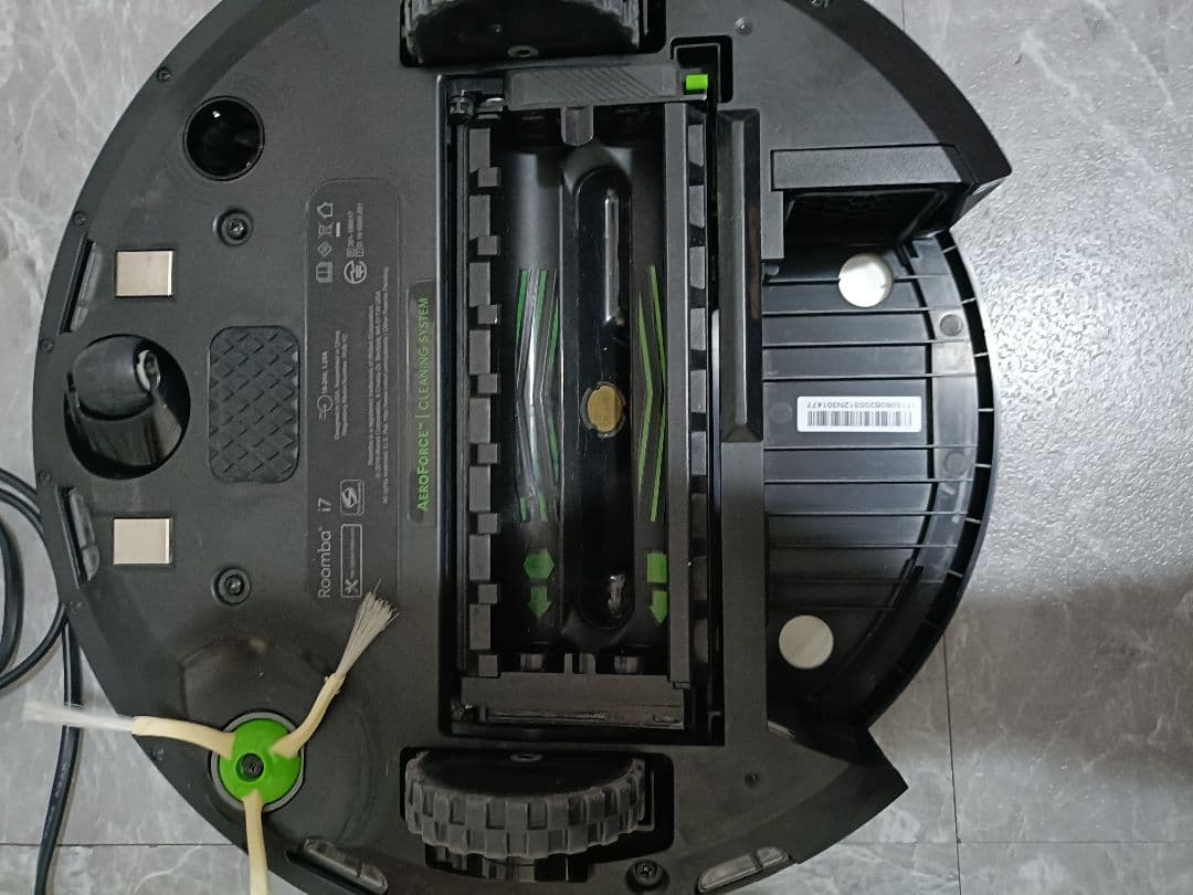 U*2様 iRobot Roomba i7 ルンバ ロボット掃除機本体　　充電器