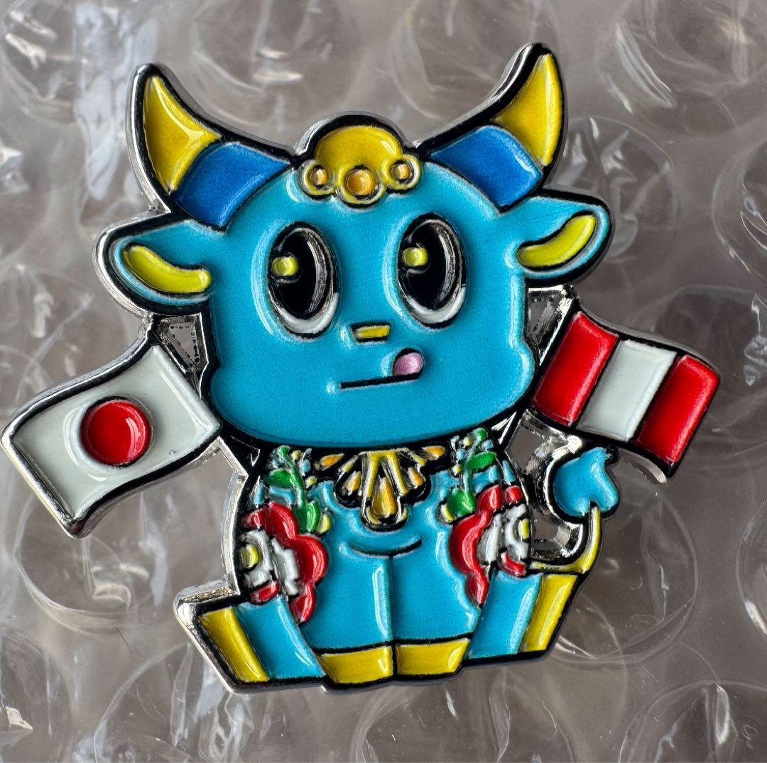万博 ペルー館　公式マスコット　プカラちゃん　ナショナルデー　ピンバッジ　貴重