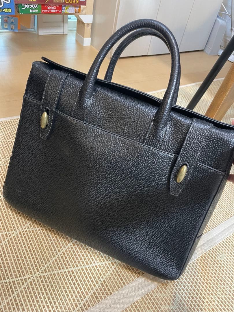 TOFF&LOADSTONE レザーバッグ　黒　ブラック