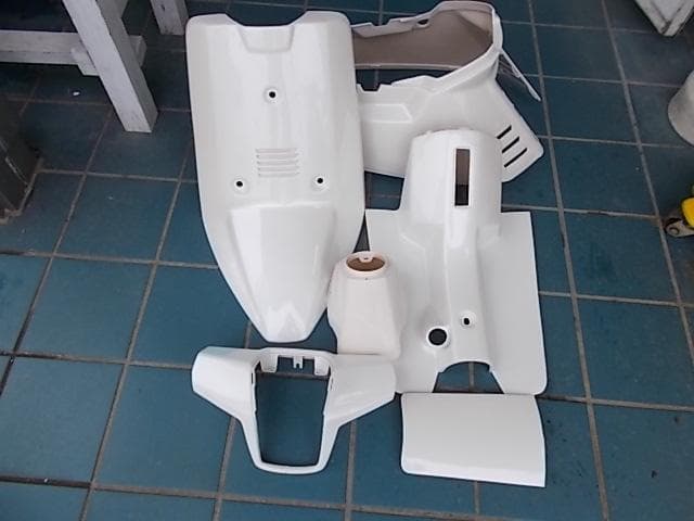 ジョグ　２７V　外装6点セット　新品　ホワイト