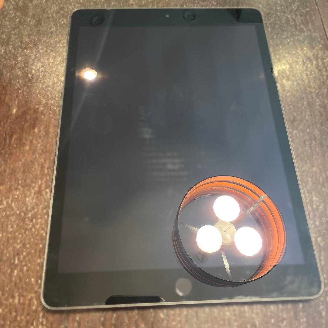 iPad 第8世代　128GB