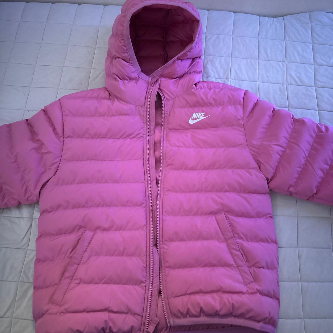 NIKE ピンク キッズダウン Lサイズ 160