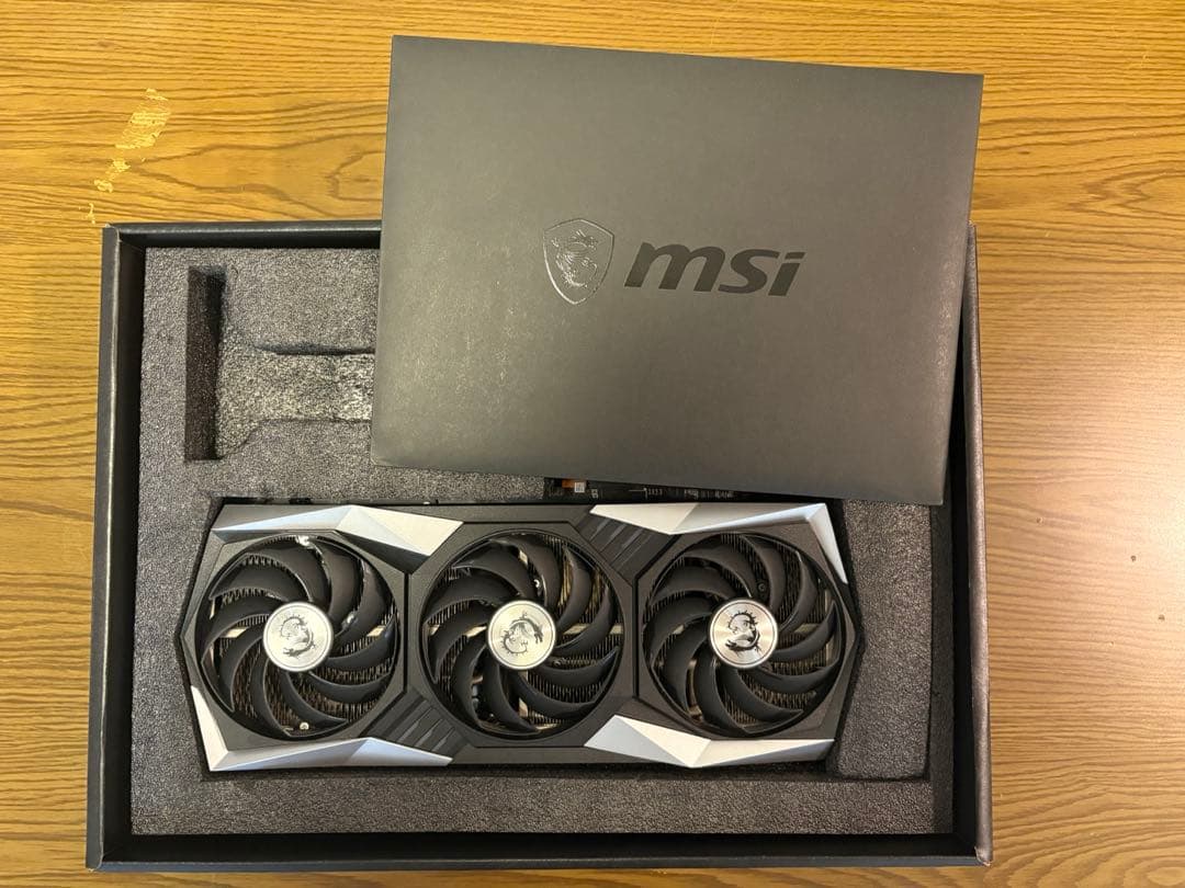 MSI RadeonRX6800XTトリプルファン グラフィックボード