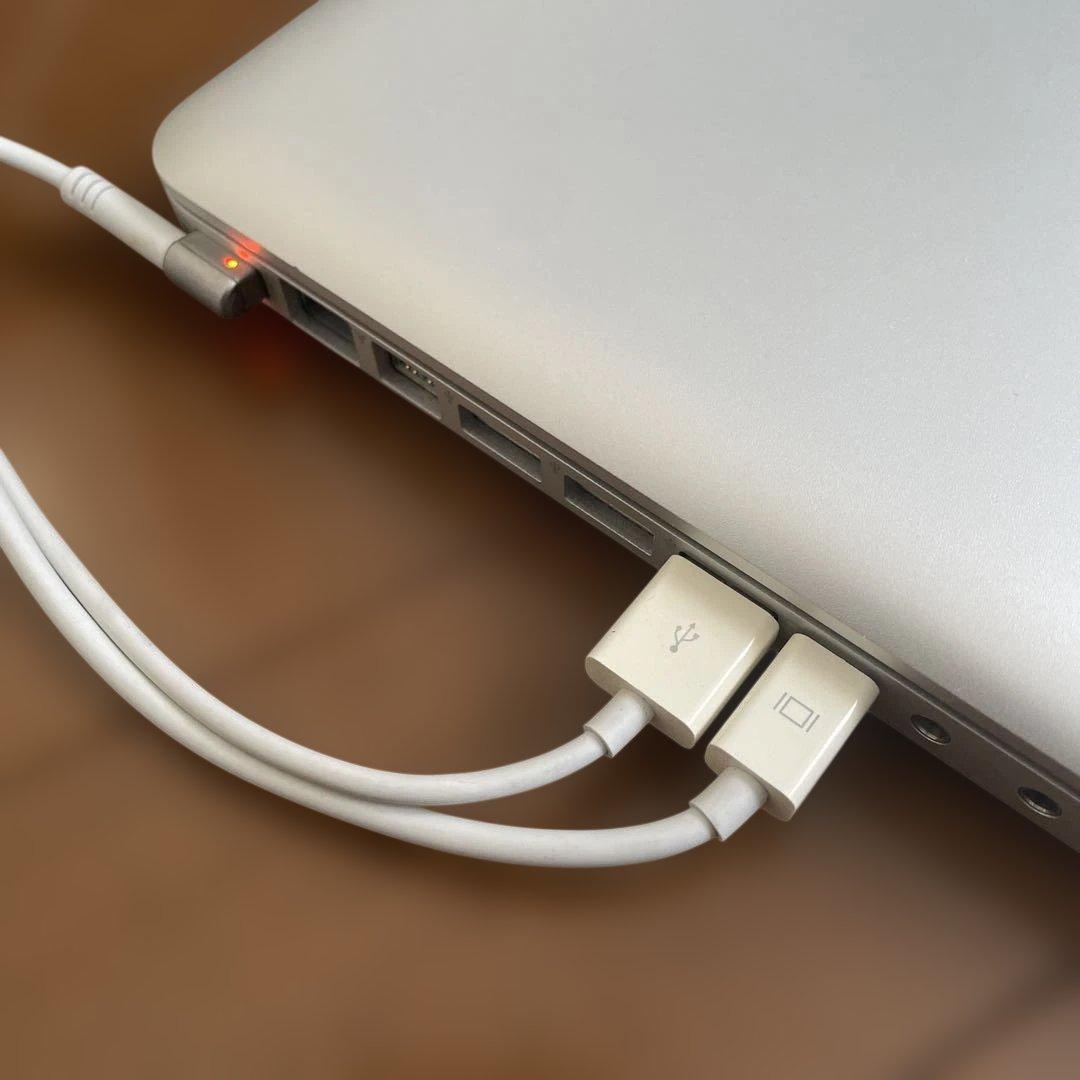 Apple LED Cinema Display 24インチ MB382J/A