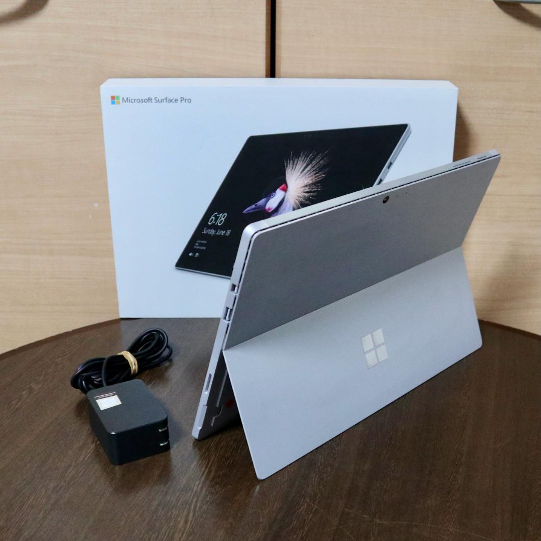 ★Surface Pro5（7Y30/4GB/128GB）AC + 外箱付属！★