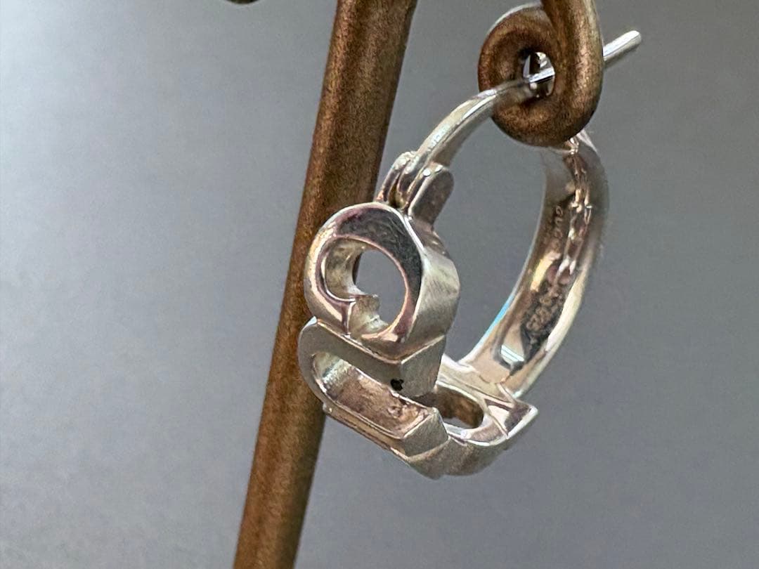 アクセサリー *GUCCI*/ logo foop earring /Ag925/No1542