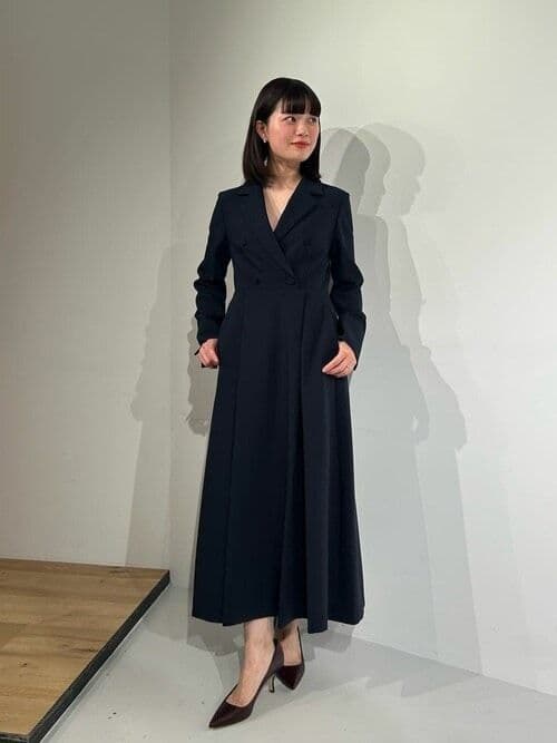 COLUMN　襟付きシェイプワンピース