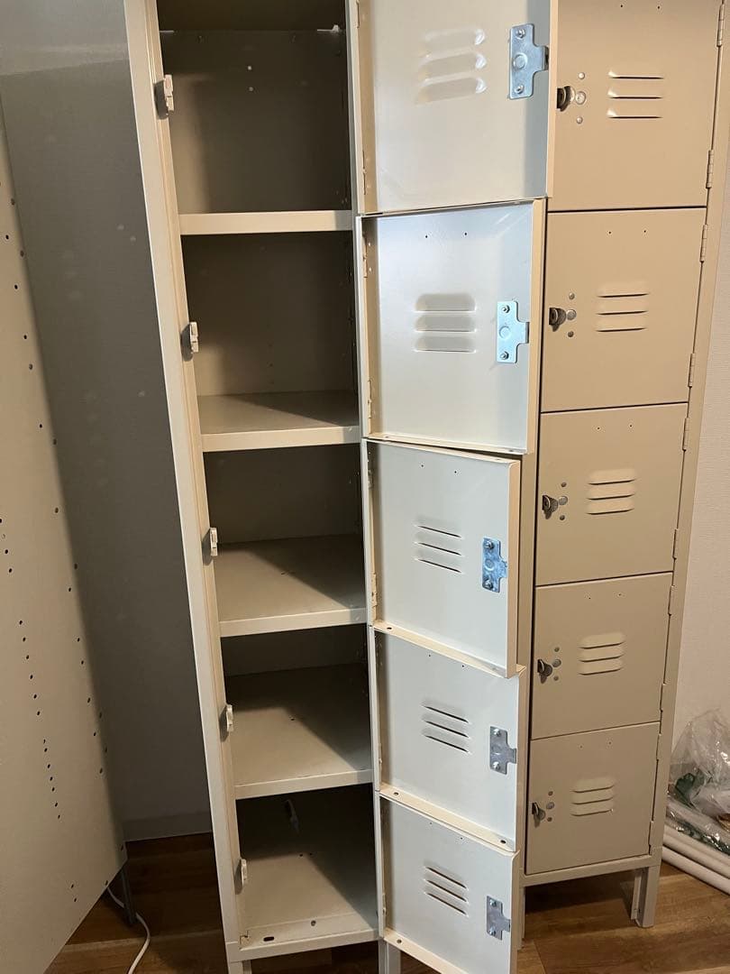 一*ぐ様 LYON 5-TIER LOCKER LOUVER PFS ②