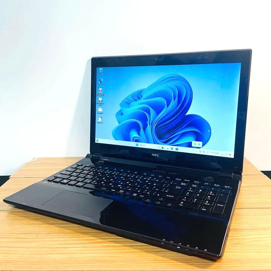 ピアノブラック大容量500ギガWindows11 カメラオフィスブルーレイ