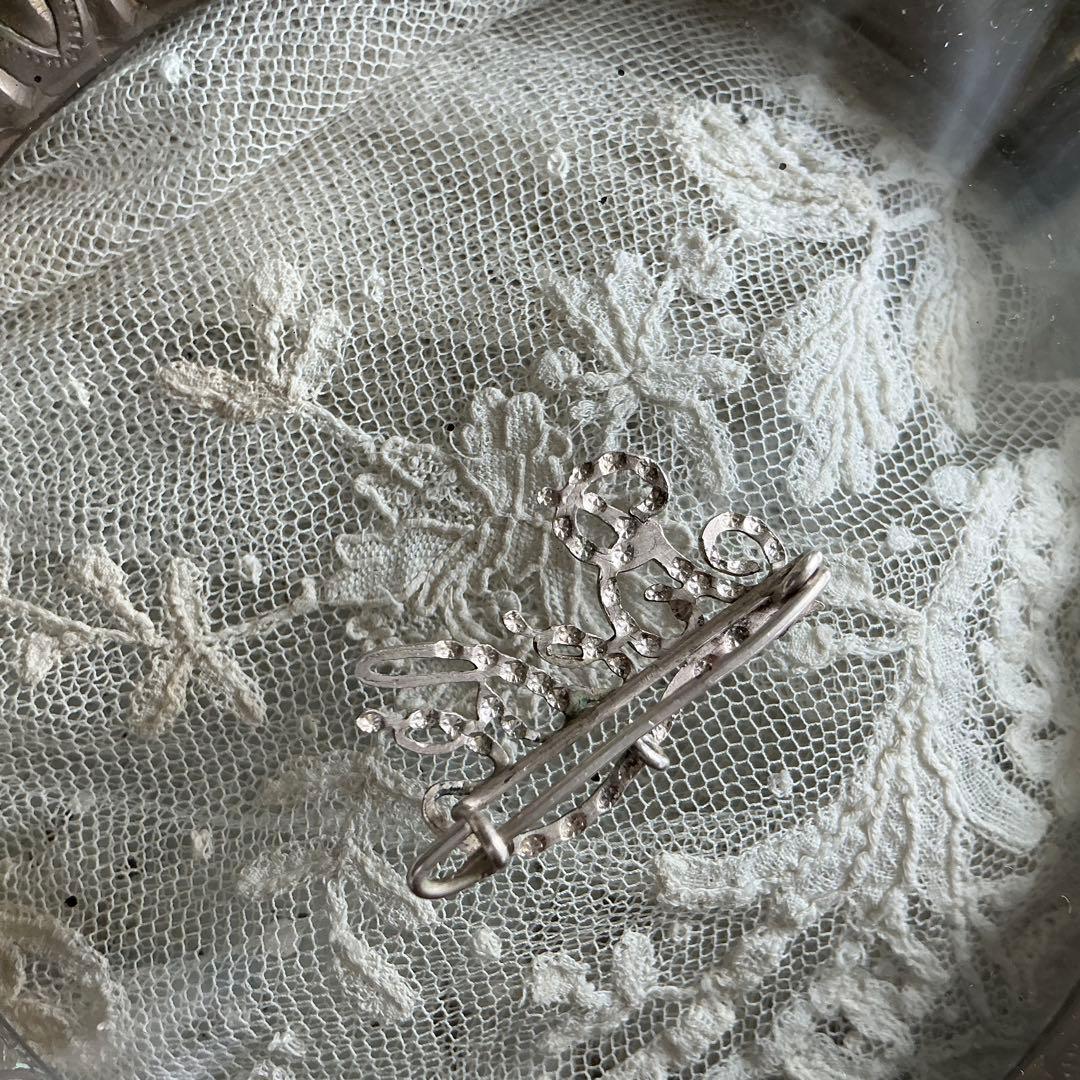 フランス　アンティーク　BEBE　ブローチ　ベベ　ベビー　ドール用に♡