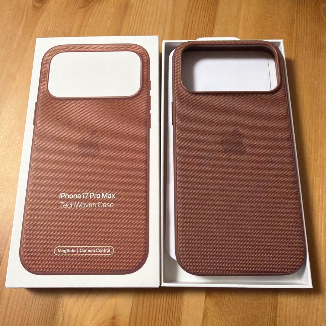 純正iphone17promax ケース シエナ