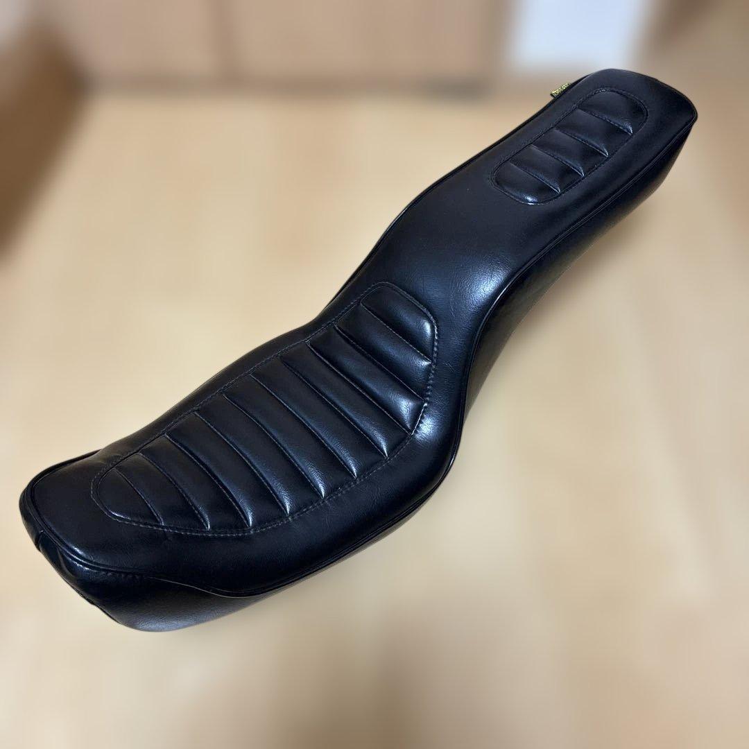 disk ハーレー社外カスタムシート　ホットドッグ製 06以降ダイナモデル