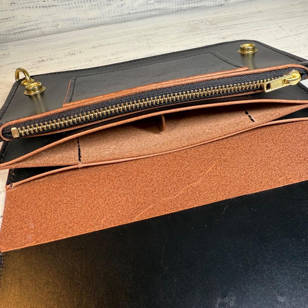 【トラッカーウォレット ロング 3層】 ブラック 茶芯 ゴールド YKK