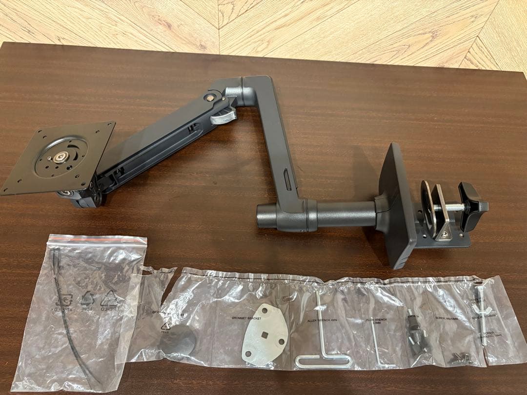 ERGOTRON LX モニターアーム