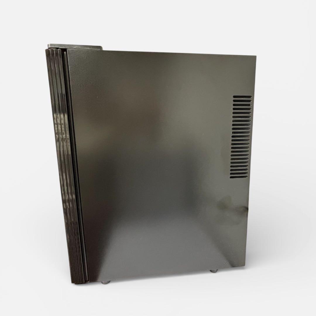 【美品】 BWCー018PS ワインセラー 18ボトル ペルチェ式 PlusQ