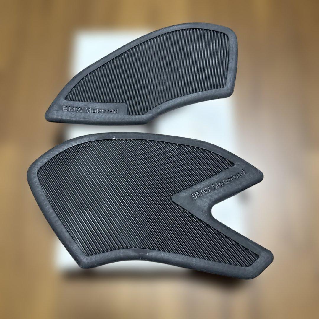  Motorrad rninet純正ニーグリップパット