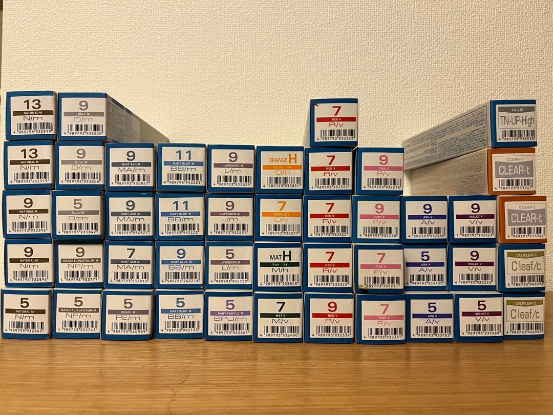 【未使用品】キャラデコ カラー剤　46本セット