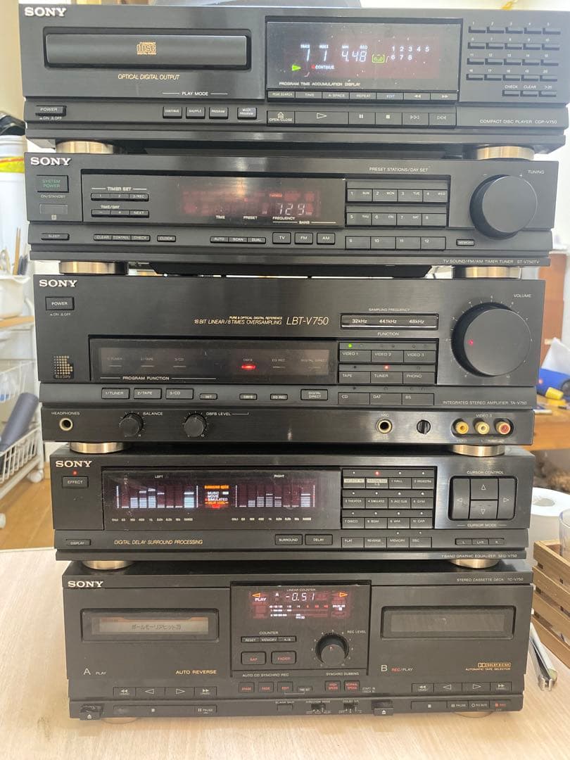 ラジオ・コンポ Sony V750