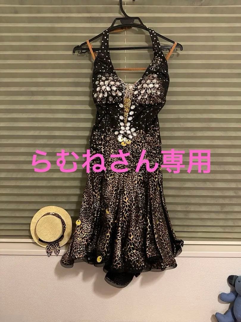 ヒョウ柄ダンスドレスと帽子セット