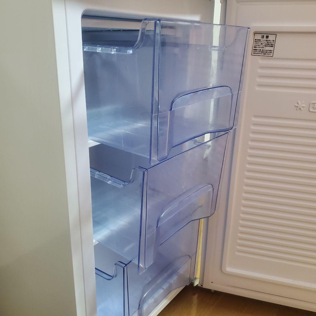 【送料込み】アイリスオーヤマ　冷凍庫　IUSD-6B-W 2021年製　60L