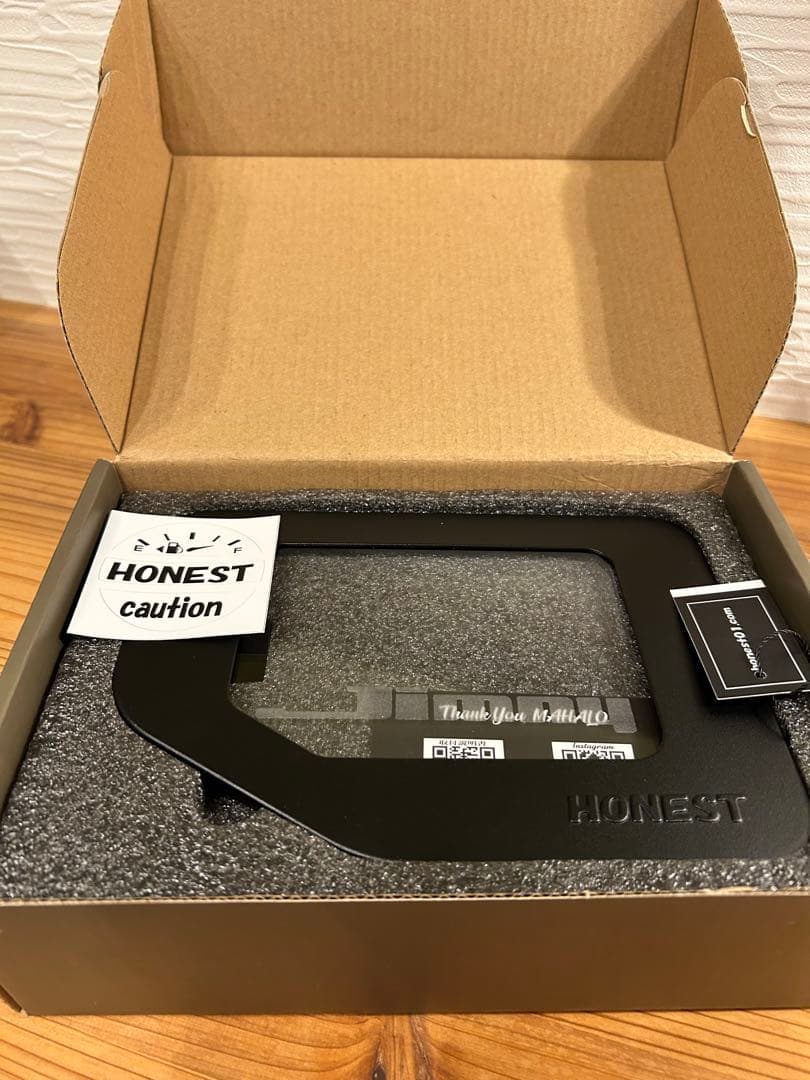 HONEST ガラスリッド　ジムニーJB64 JB74 別途ステッカー付き