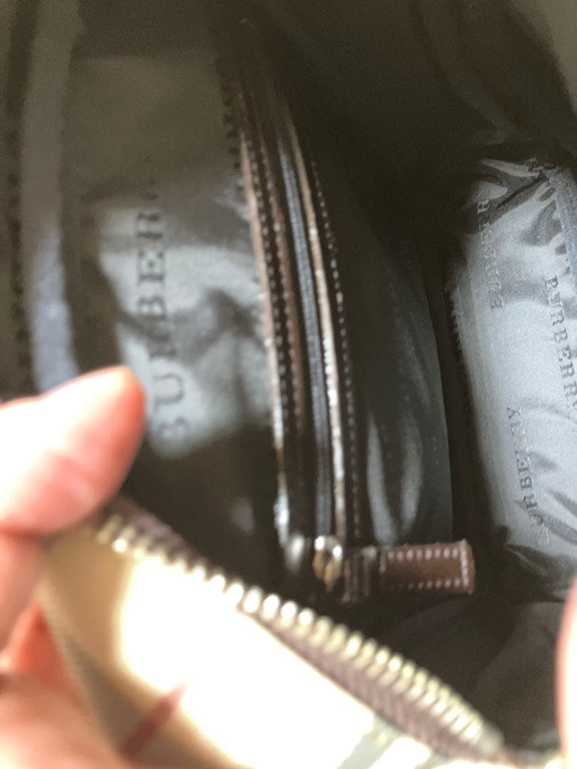 美品　BURBERRY ノバチェックショルダーバッグ