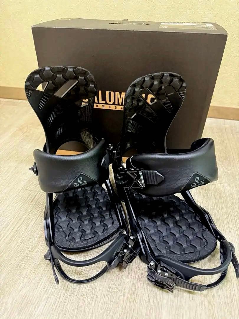 あ*ー様 SALOMON バインディング RHYTHM BLACK　正規品 スノ