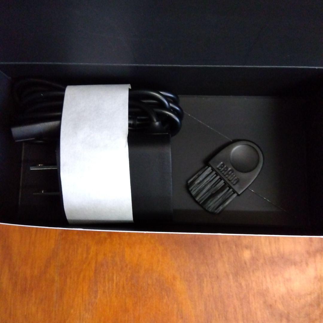 【現行最新】ブラウン シリーズ8 8617s　電気シェーバー