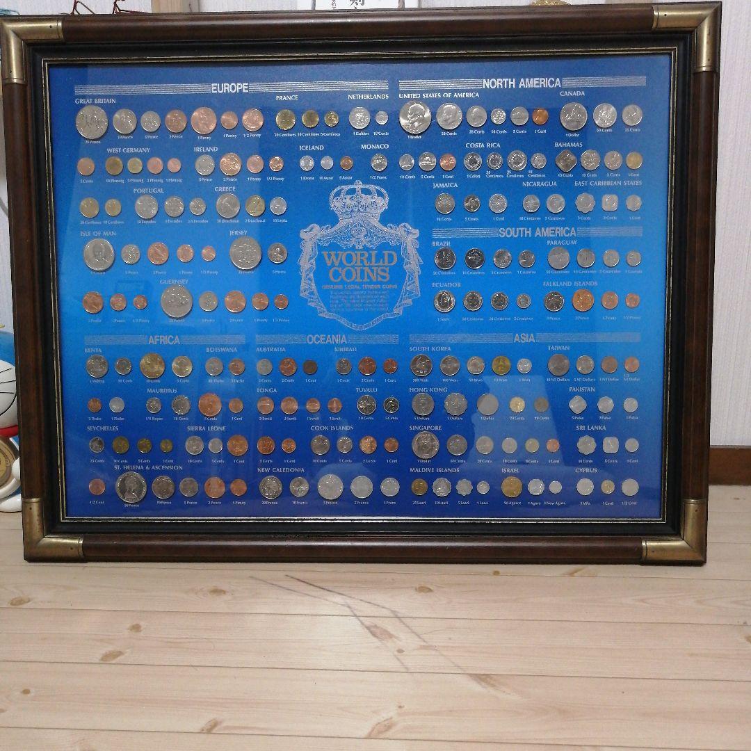 WORLD　COINS　176枚　　コレクター