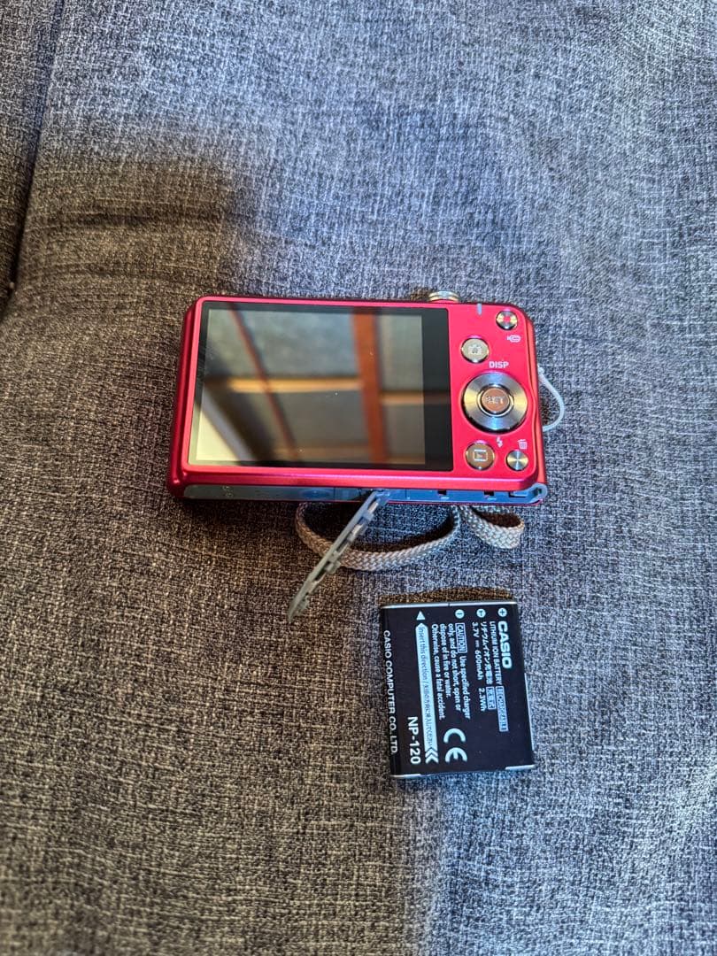 CASIO EXILIM 赤色 6倍ズーム コンパクトデジタルカメラ