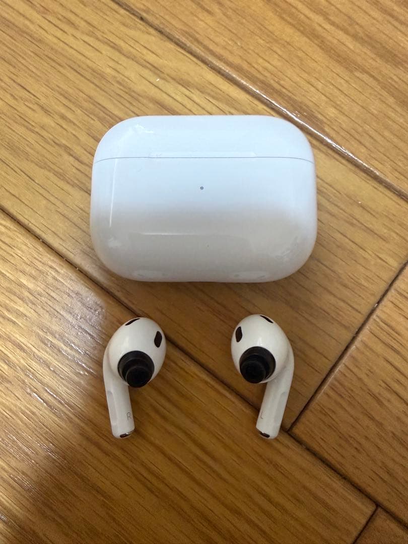 AirPods Pro 2 ライトニングケーブル仕様